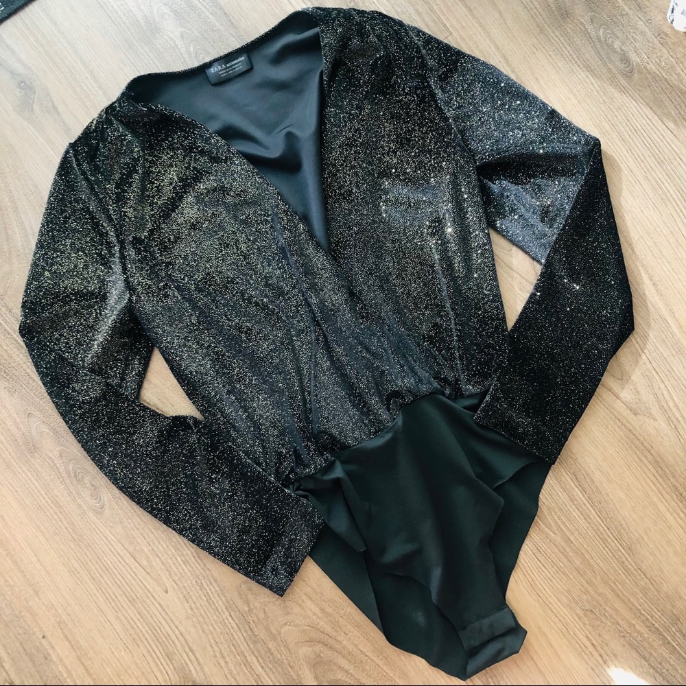 zara velvet glitter bodysuit size s✨✨